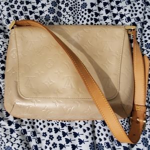 Louis Vuitton Paris Vernis Thompson Street Handbag